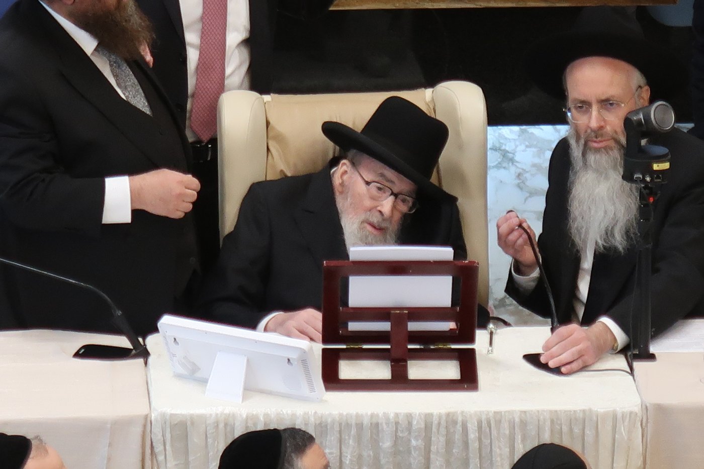 הגר"י עדס בכנס הבוגרים של ישיבת "קול יעקב"