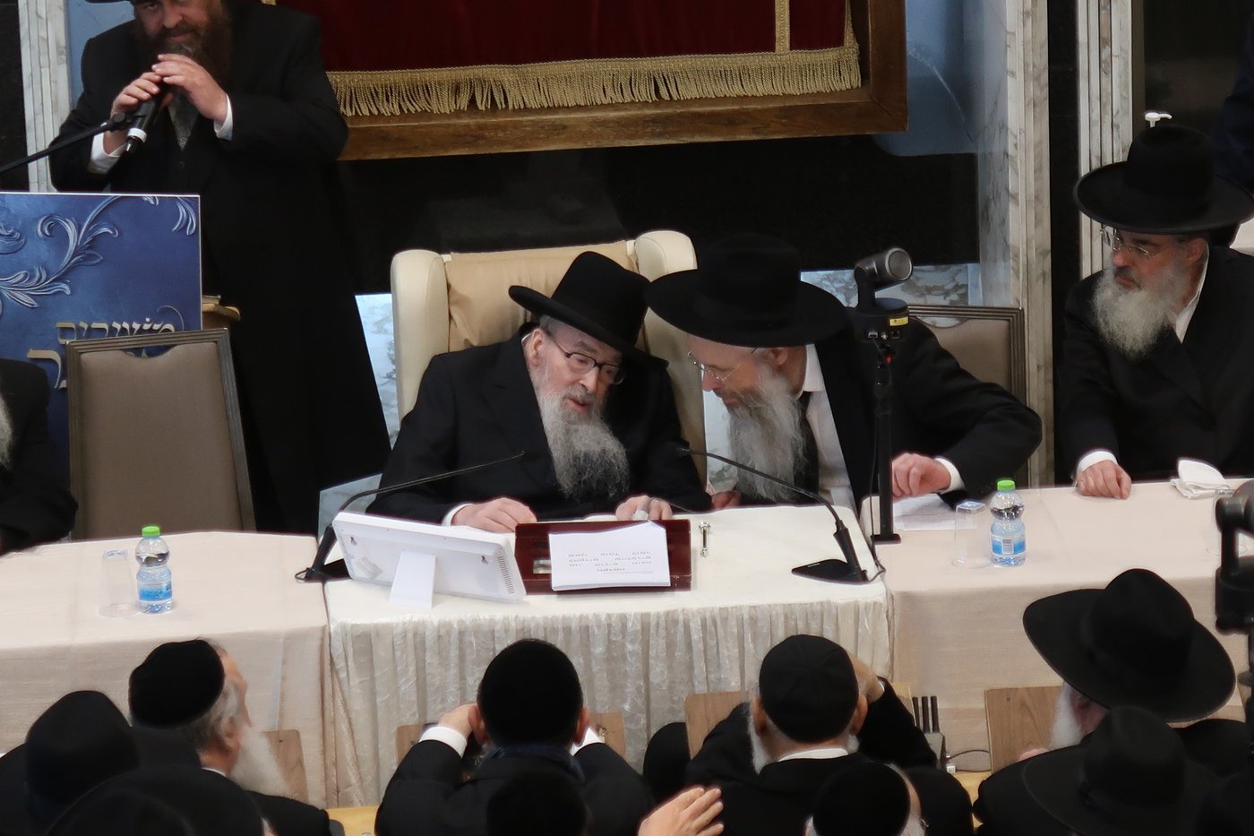 הגר"י עדס בכנס הבוגרים של ישיבת "קול יעקב"