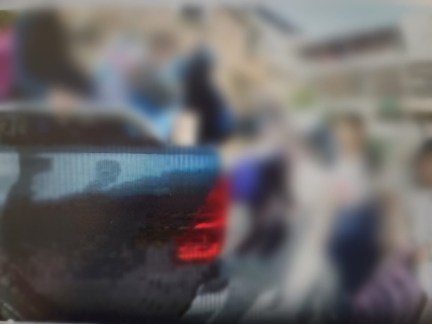 הלם בכביש: כך הוסעו יותר מעשרה ילדים בארגז טנדר פתוח בלב העיר