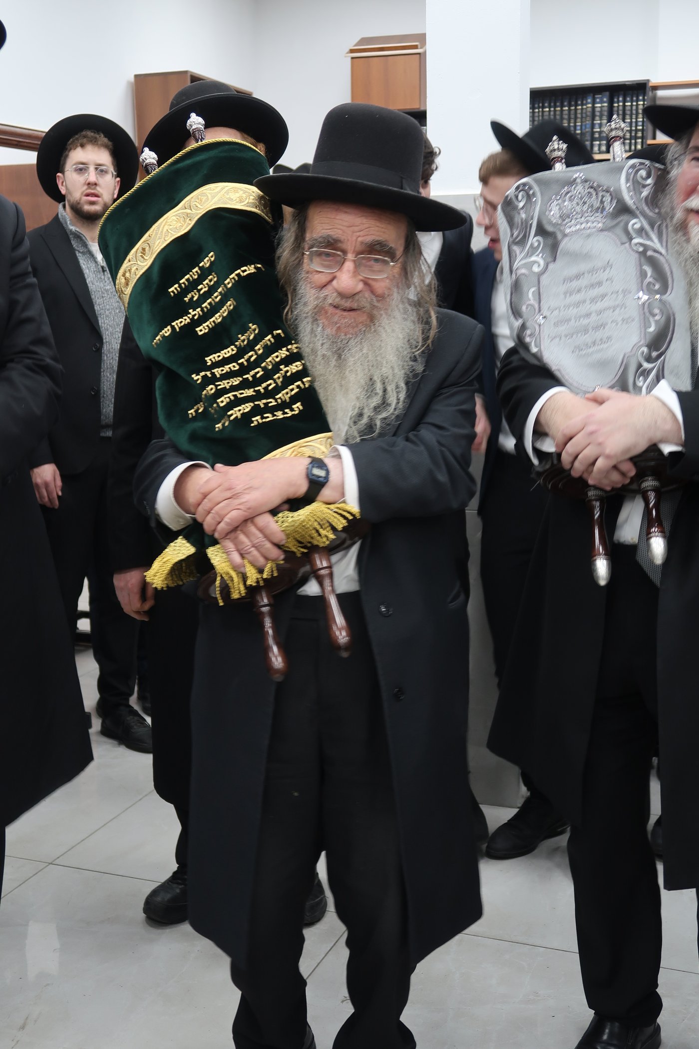 הכנסת ס"ת לקהילת 'רמת הנביאים' בבית שמש