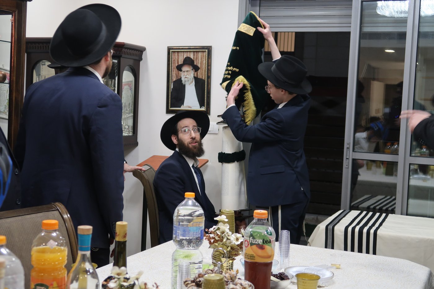 הכנסת ס"ת לקהילת 'רמת הנביאים' בבית שמש