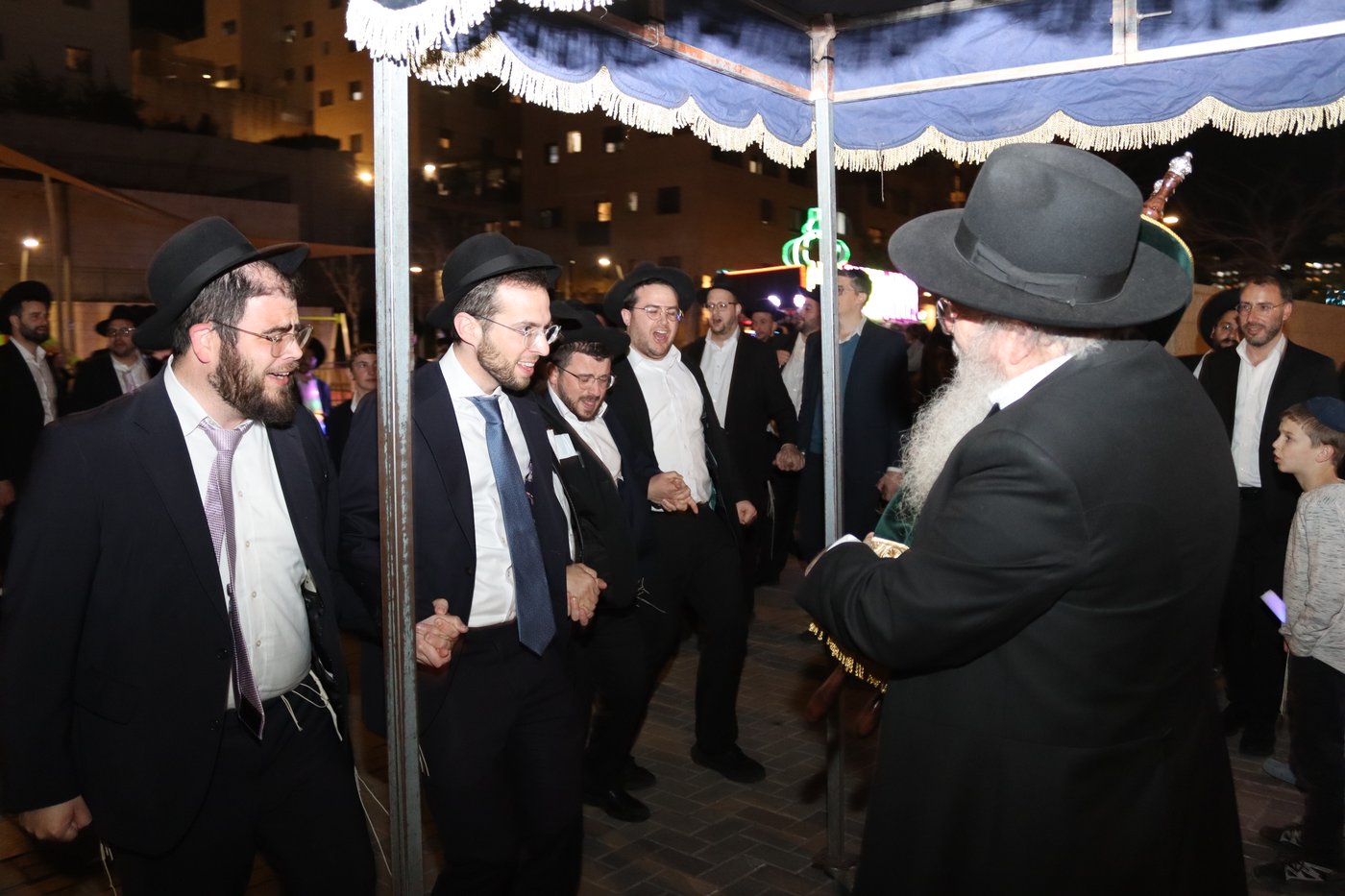 הכנסת ס"ת לקהילת 'רמת הנביאים' בבית שמש