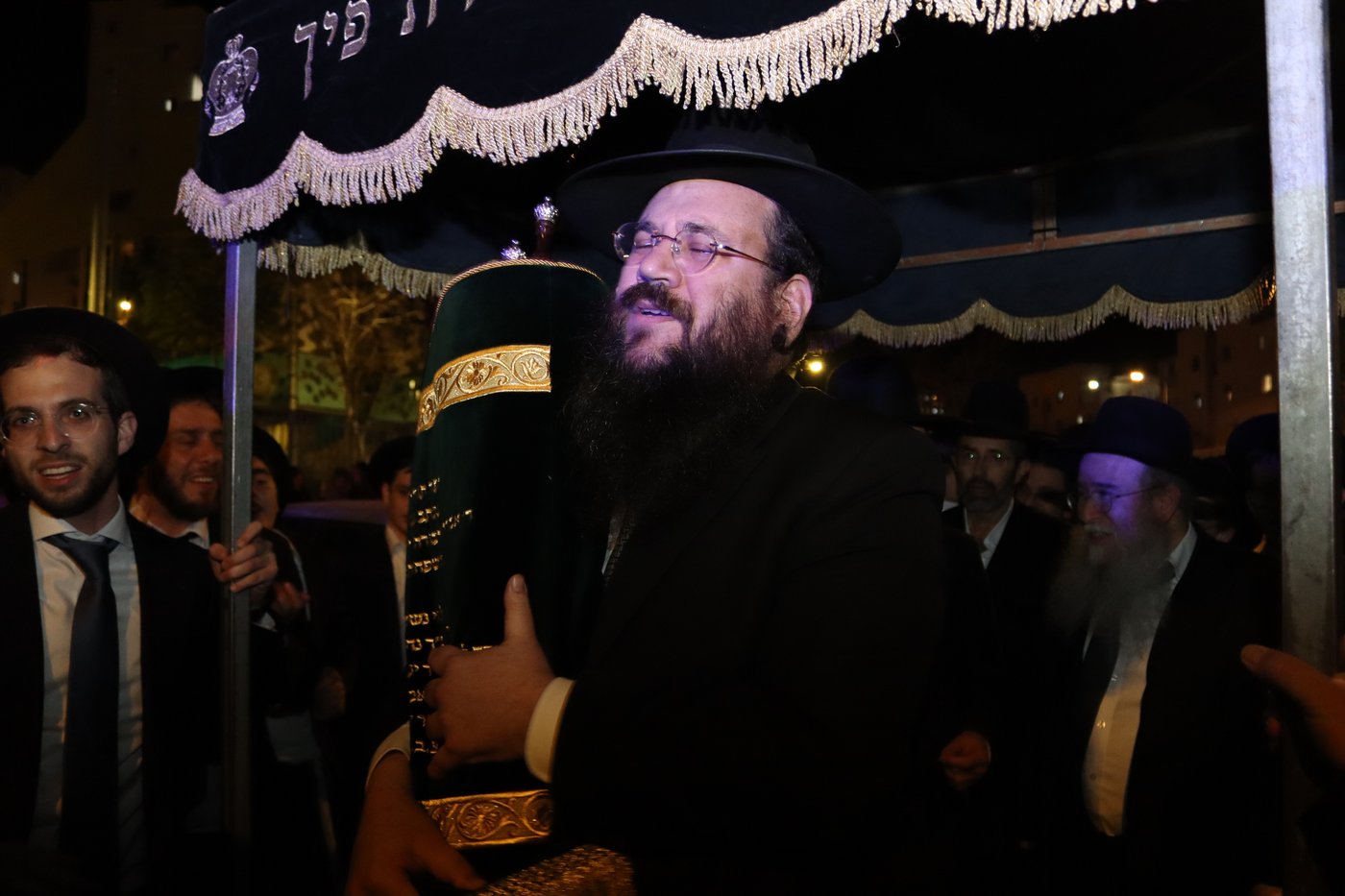 הכנסת ס"ת לקהילת 'רמת הנביאים' בבית שמש