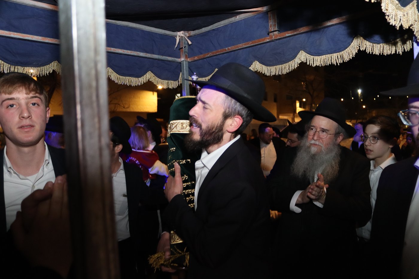 הכנסת ס"ת לקהילת 'רמת הנביאים' בבית שמש