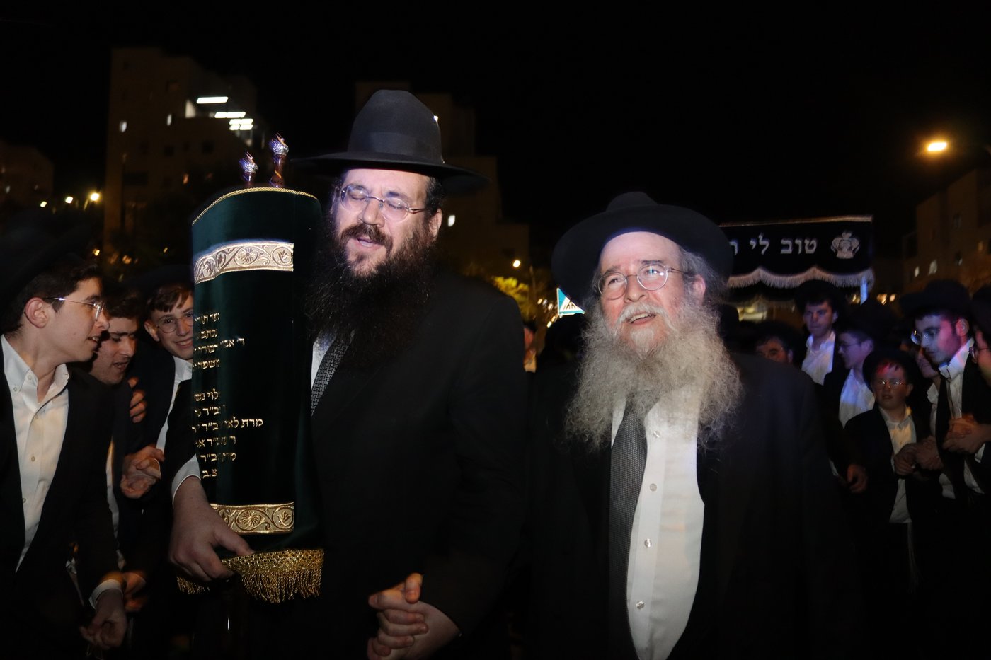 הכנסת ס"ת לקהילת 'רמת הנביאים' בבית שמש