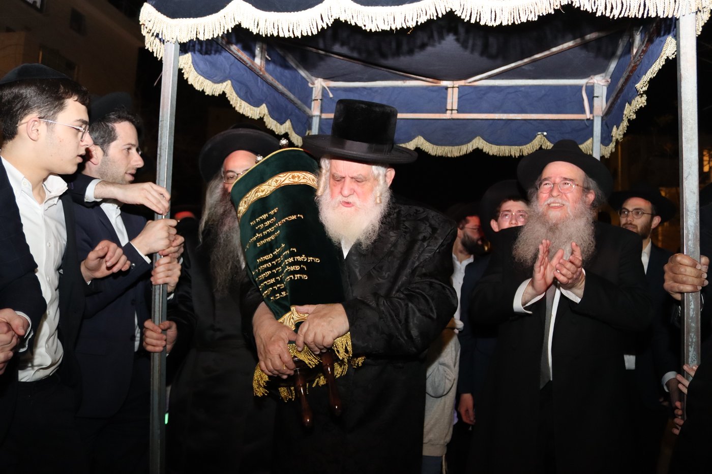 הכנסת ס"ת לקהילת 'רמת הנביאים' בבית שמש