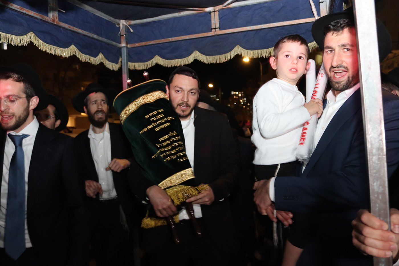 הכנסת ס"ת לקהילת 'רמת הנביאים' בבית שמש