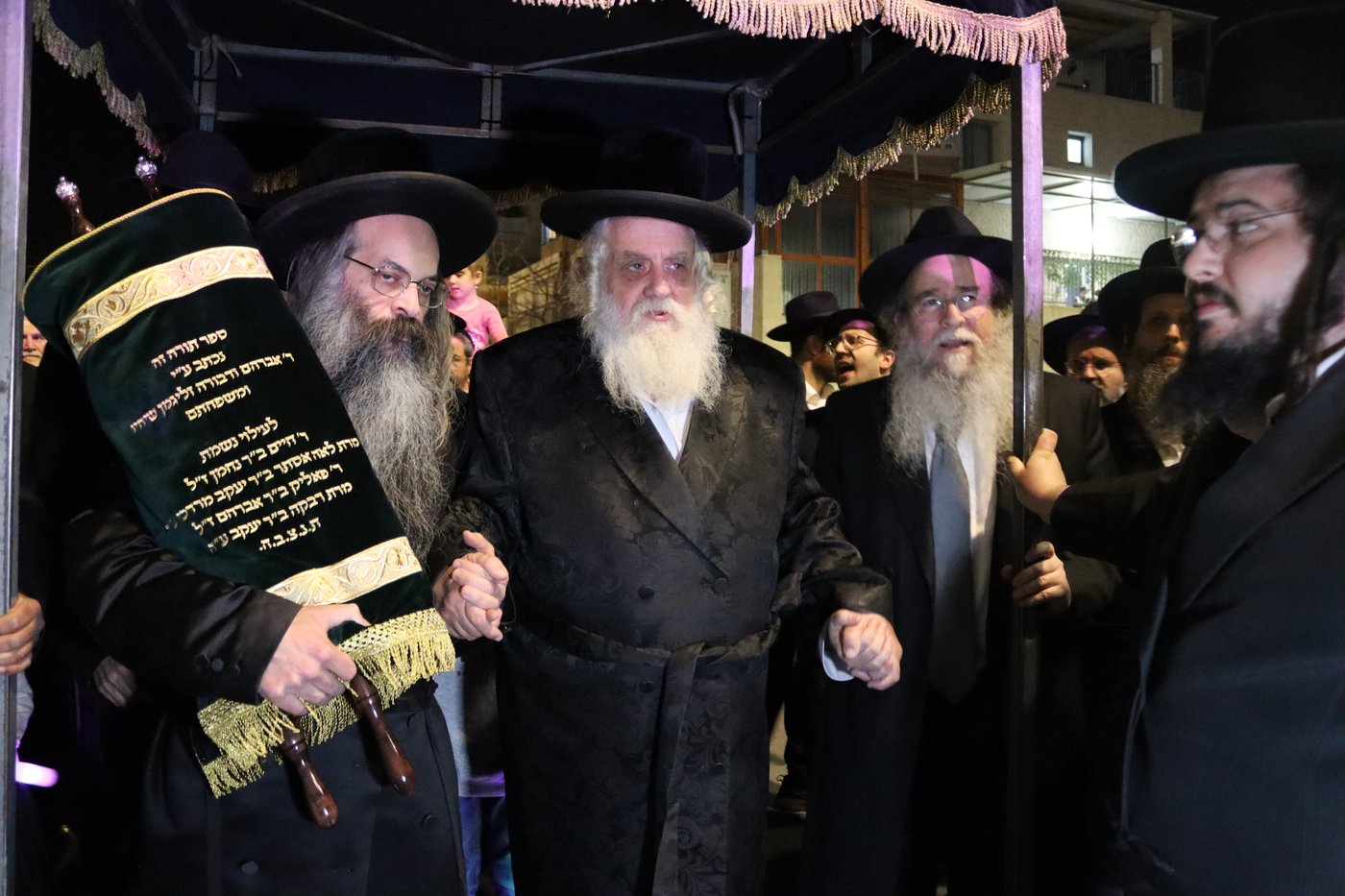 הכנסת ס"ת לקהילת 'רמת הנביאים' בבית שמש