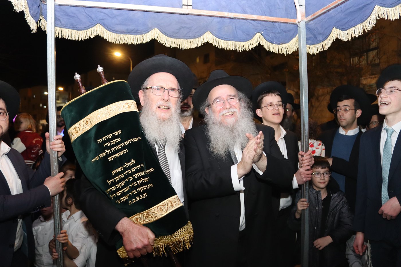 הכנסת ס"ת לקהילת 'רמת הנביאים' בבית שמש