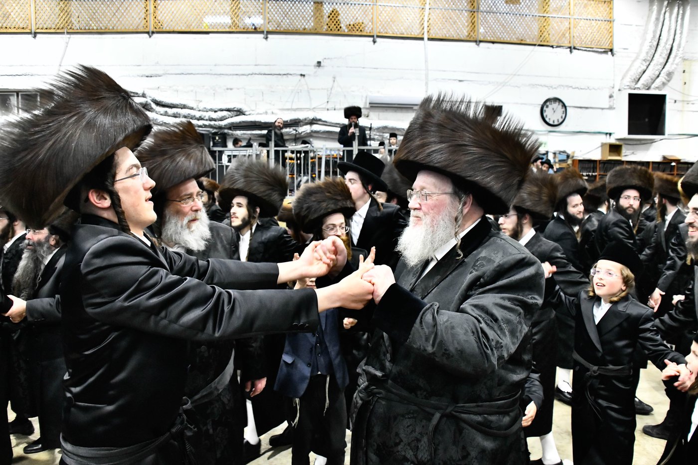 שמחת בית מכנובקא בעלזא - מעליץ - ביאלה ישרי לב