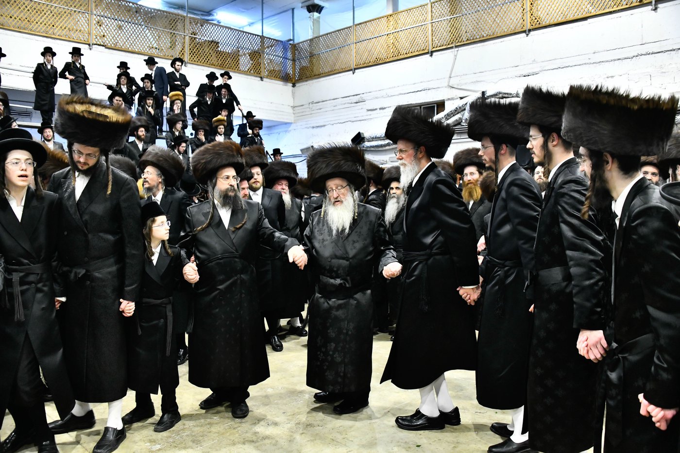 שמחת בית מכנובקא בעלזא - מעליץ - ביאלה ישרי לב