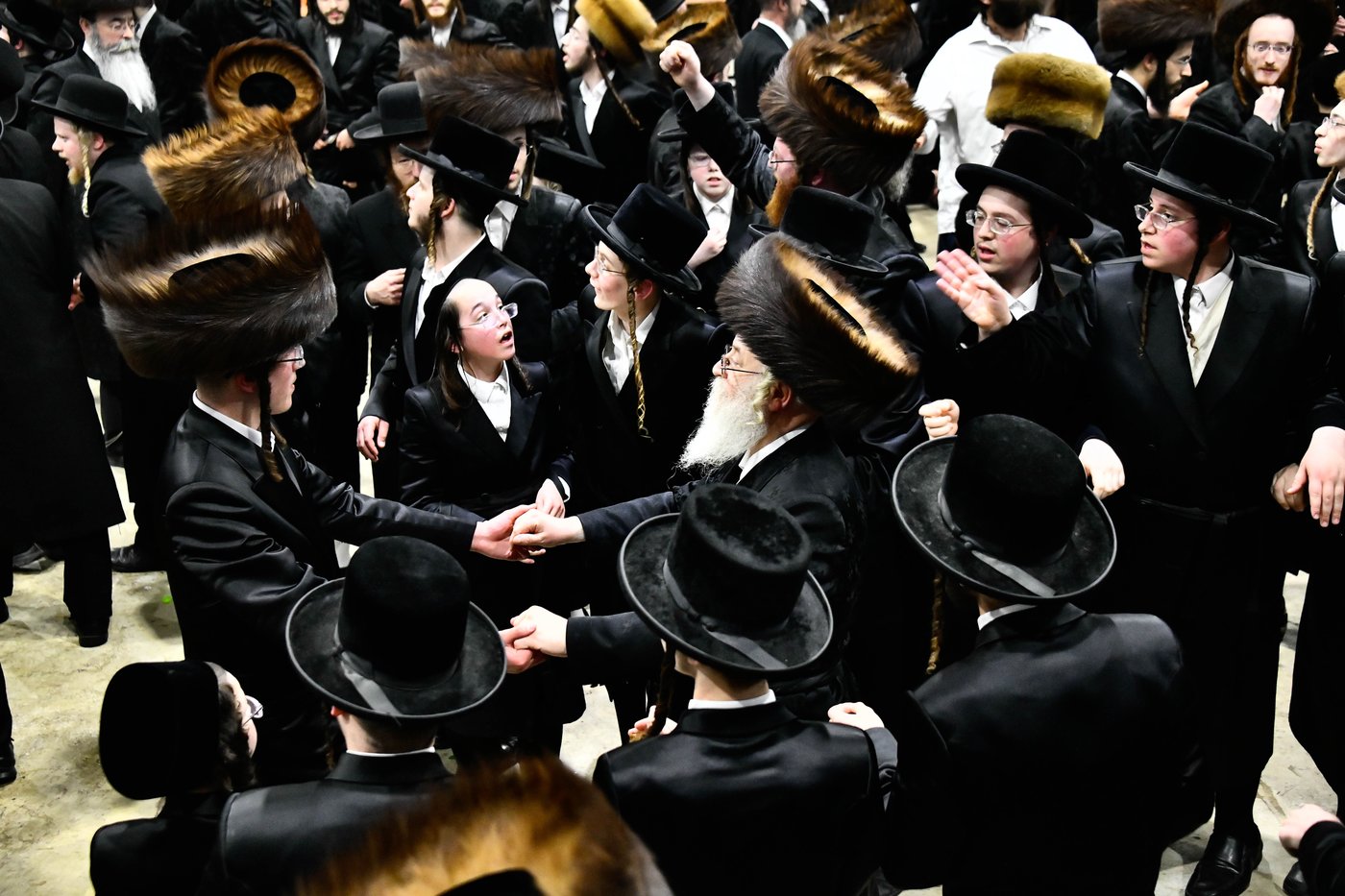 שמחת בית מכנובקא בעלזא - מעליץ - ביאלה ישרי לב