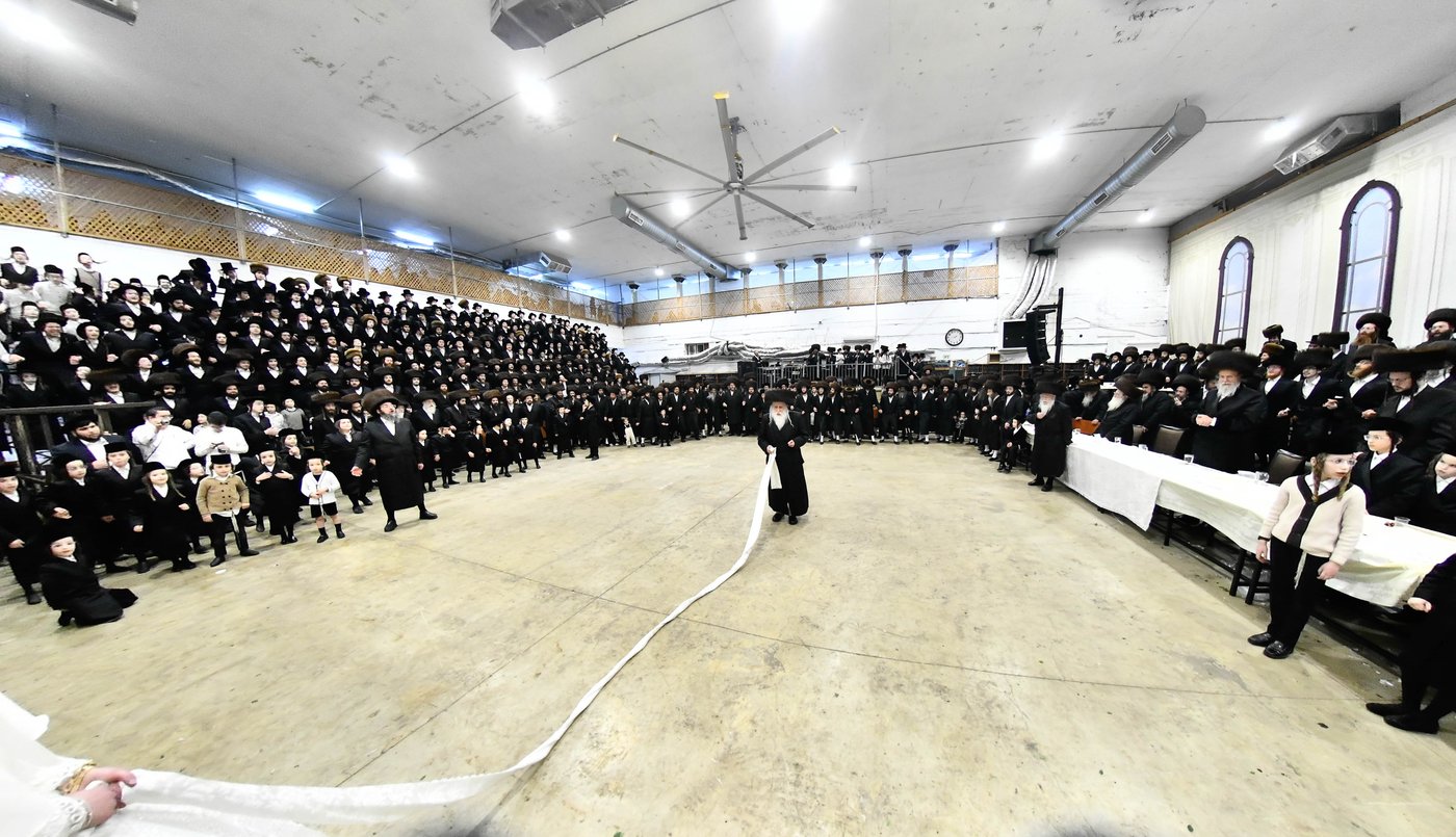 שמחת בית מכנובקא בעלזא - מעליץ - ביאלה ישרי לב