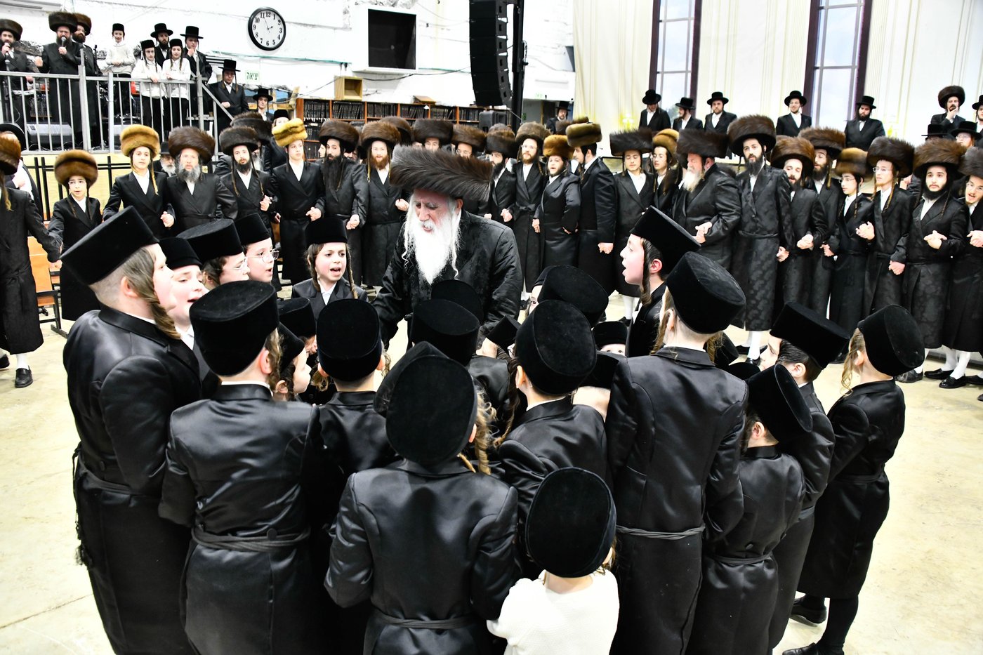 שמחת בית מכנובקא בעלזא - מעליץ - ביאלה ישרי לב