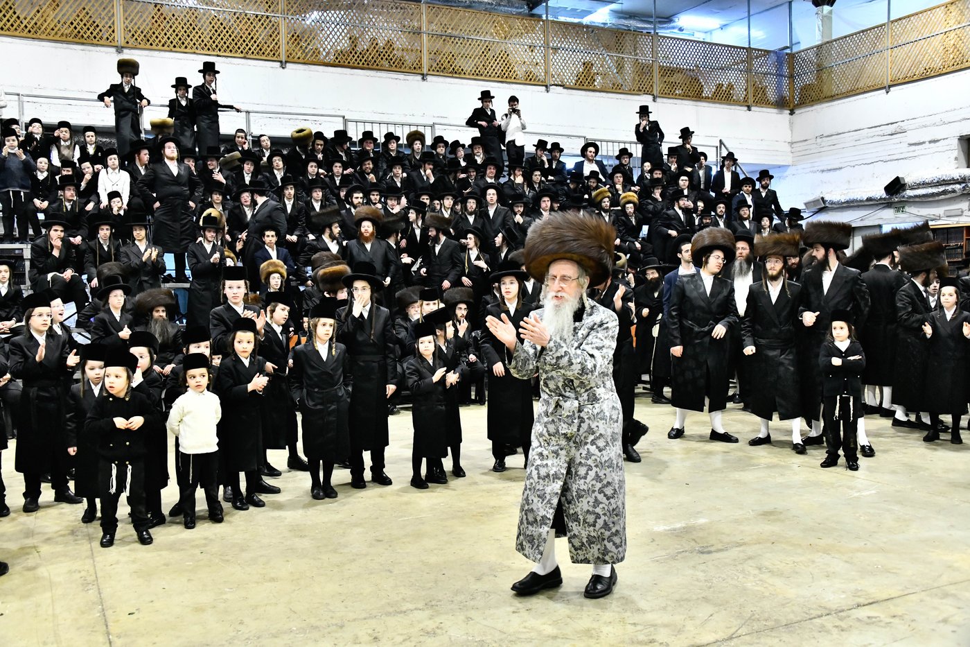 שמחת בית מכנובקא בעלזא - מעליץ - ביאלה ישרי לב