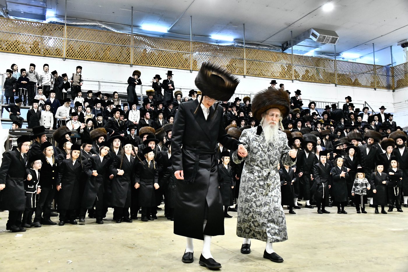 שמחת בית מכנובקא בעלזא - מעליץ - ביאלה ישרי לב