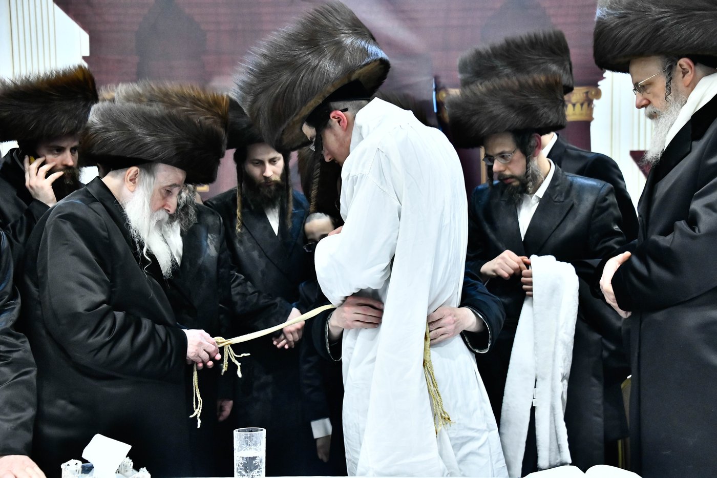 שמחת בית מכנובקא בעלזא - מעליץ - ביאלה ישרי לב