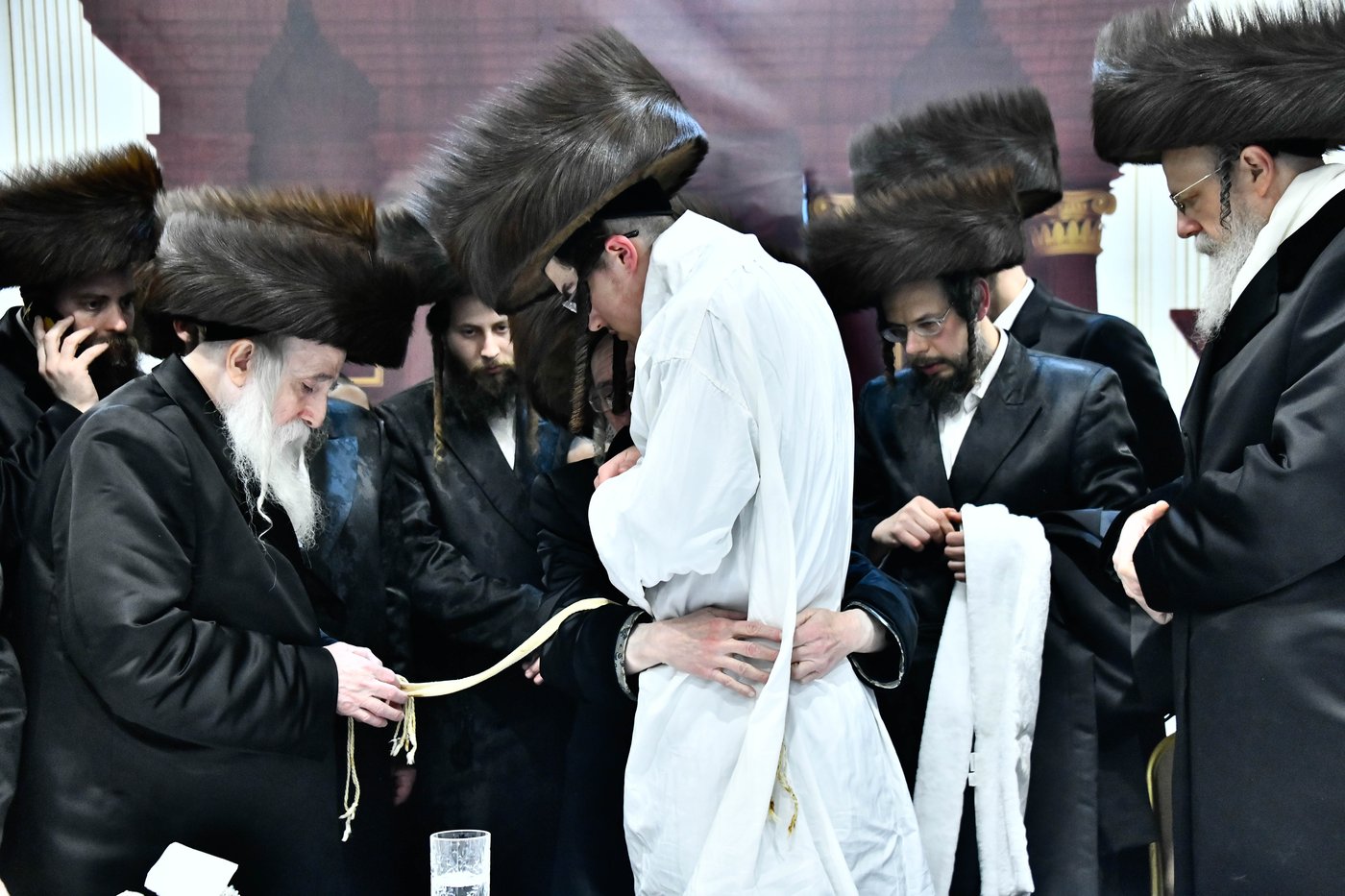 שמחת בית מכנובקא בעלזא - מעליץ - ביאלה ישרי לב