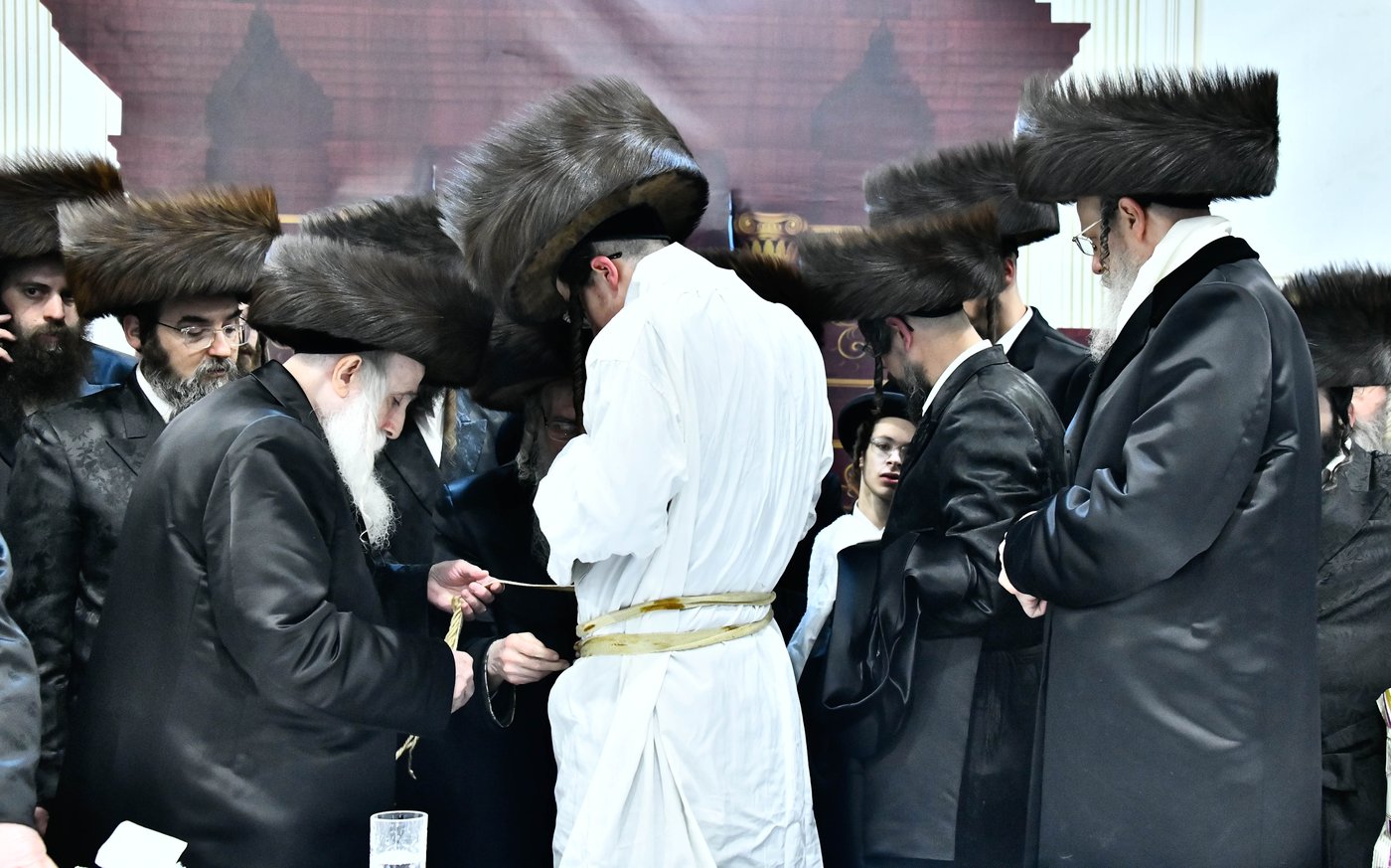 שמחת בית מכנובקא בעלזא - מעליץ - ביאלה ישרי לב