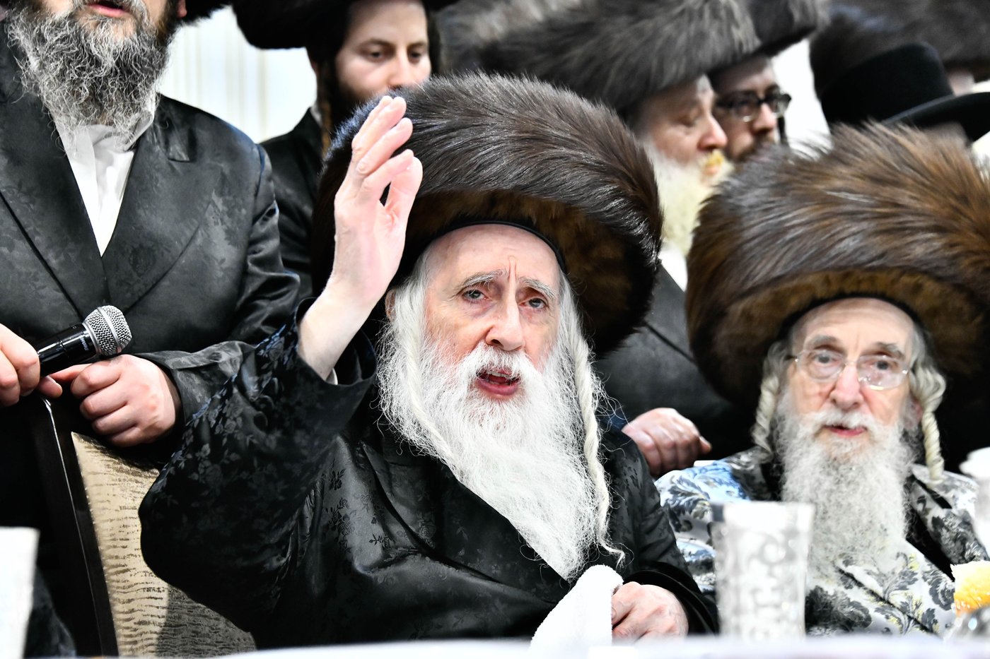 שמחת בית מכנובקא בעלזא - מעליץ - ביאלה ישרי לב