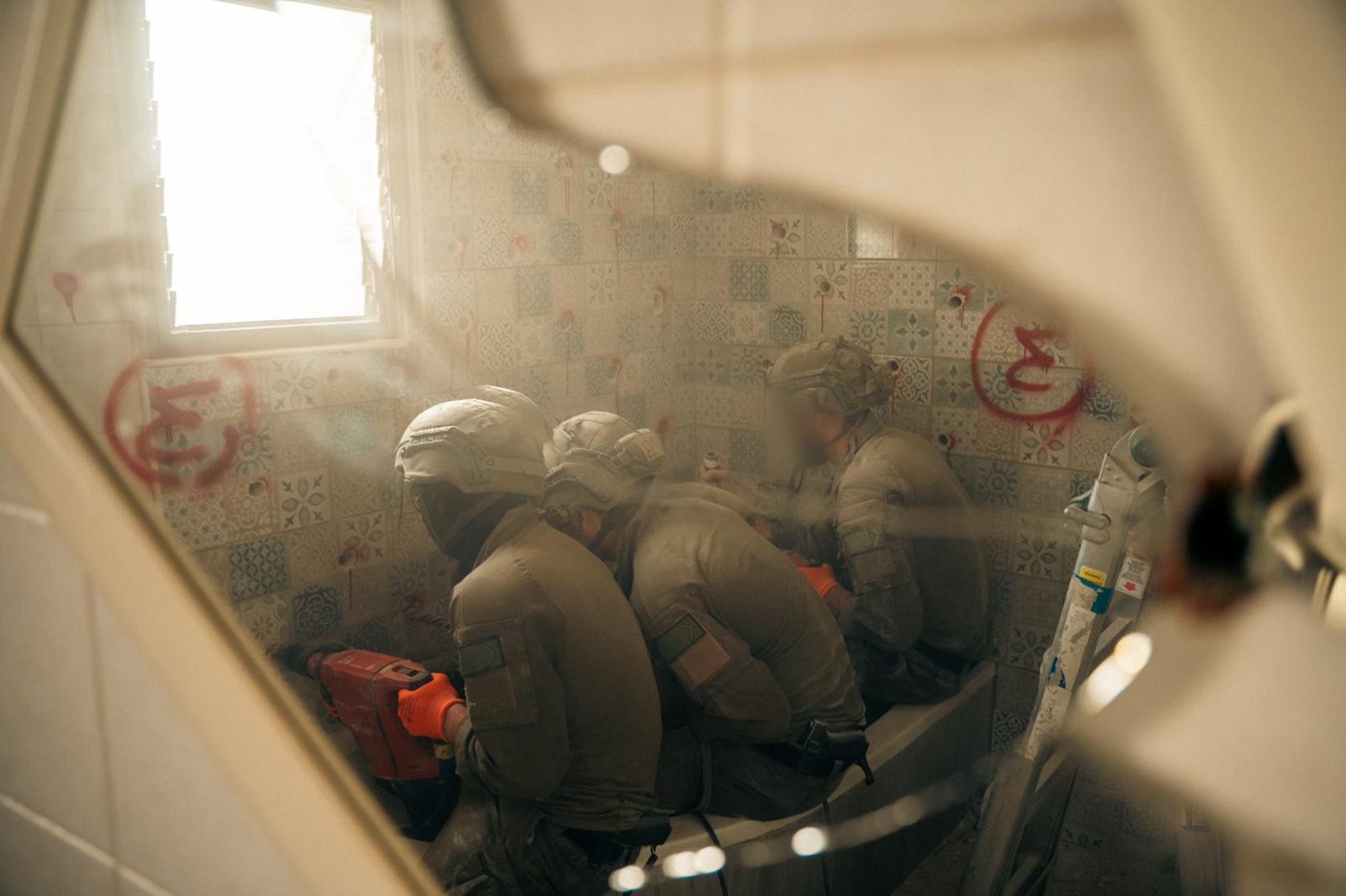 ההכנות להריסת בית המחבל