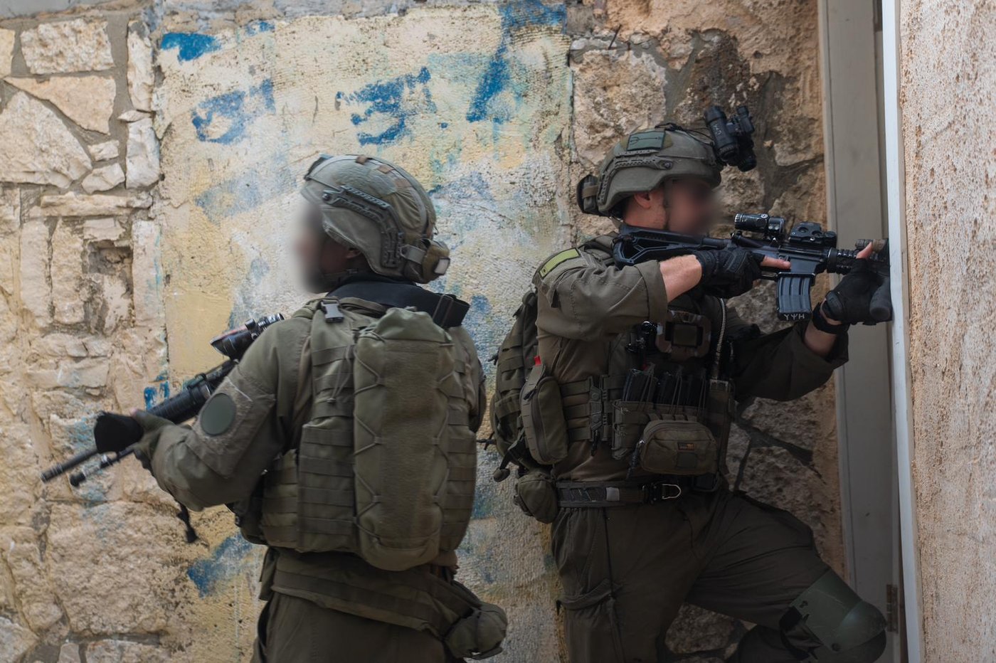 השבוע: כ-100 מבוקשים נעצרו ביו״ש: בתי מחבלים נהרסו ונשק רב נתפס