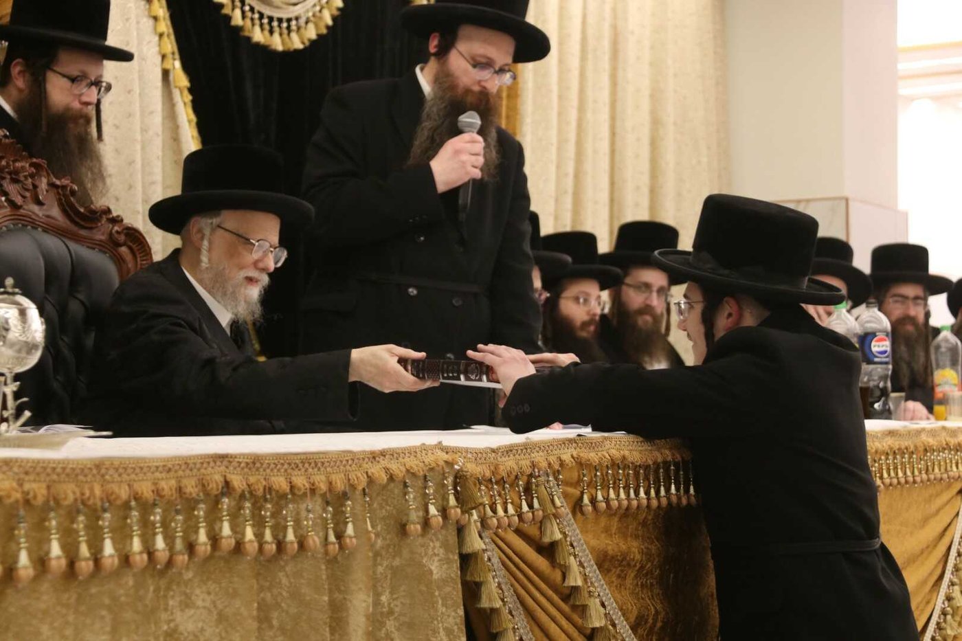 מעמד כבוד התורה בסערט ויז'ניץ