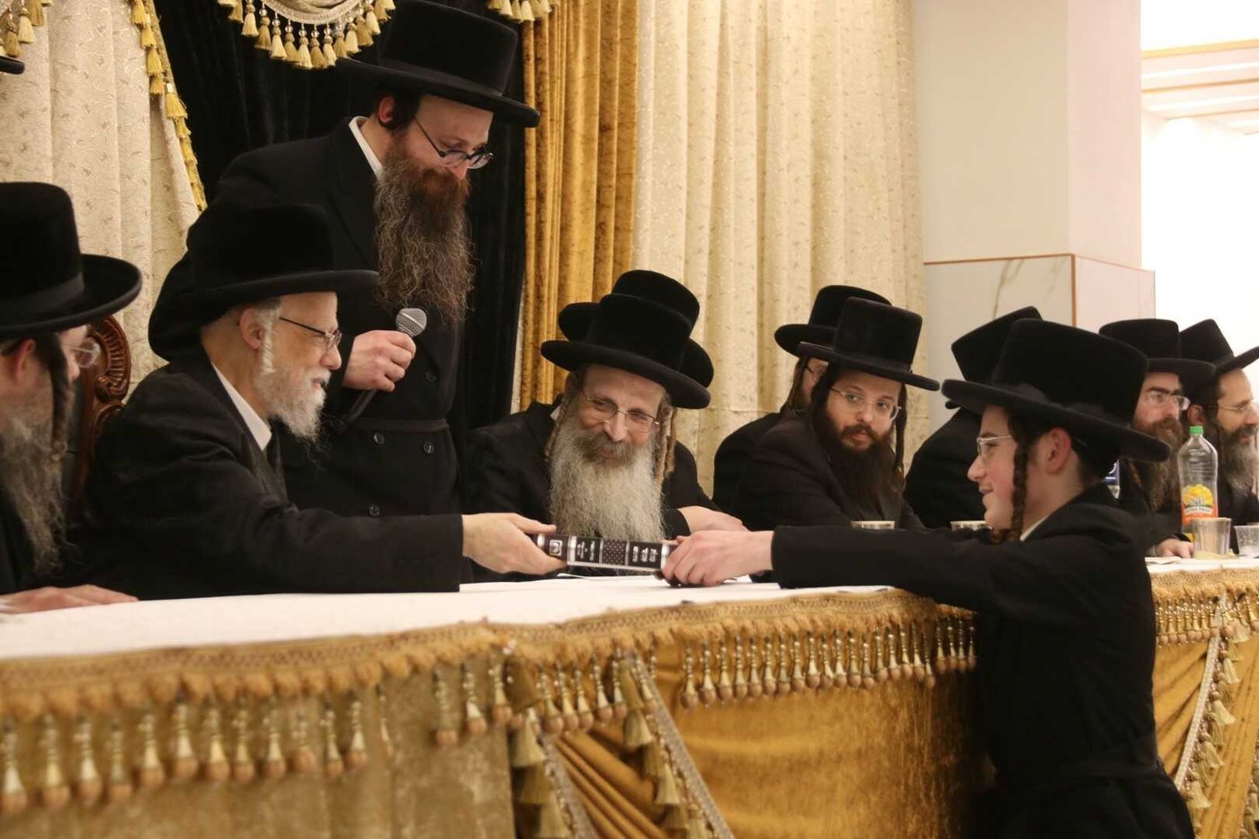 מעמד כבוד התורה בסערט ויז'ניץ