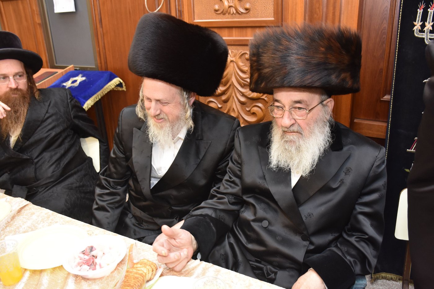 שמחת התנאים בחצרות אוז'רוב טריסק