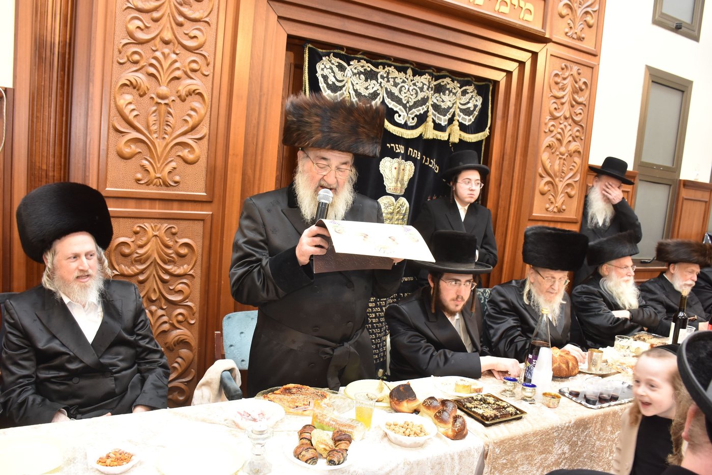 שמחת התנאים בחצרות אוז'רוב טריסק