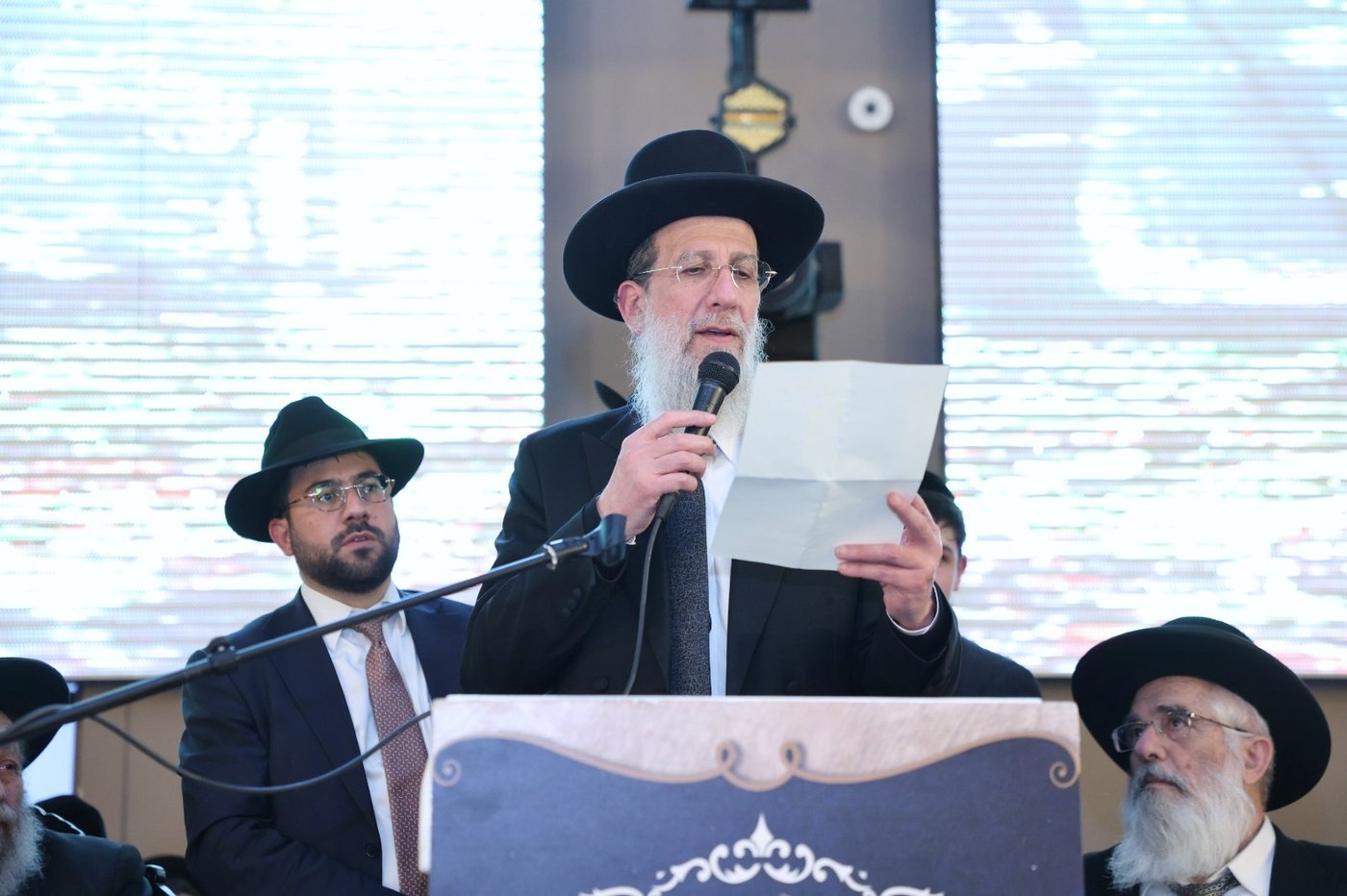 המעמד באולמי נוף ירושלים