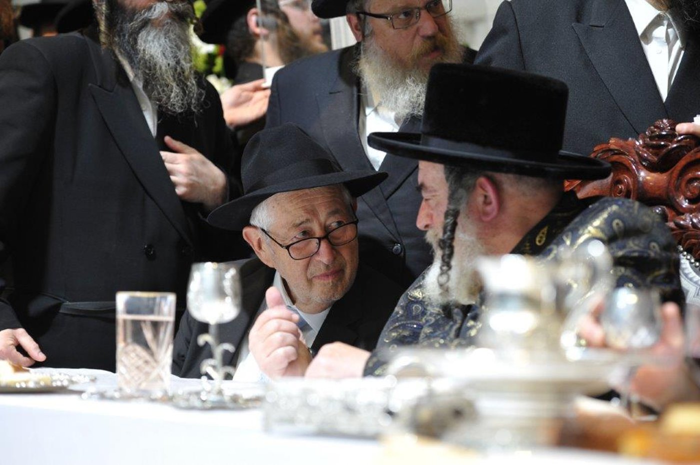 הרב יודל פרידלנדר ז"ל עם מורו ורבו, יבלחט"א האדמו"ר מויז'ניץ