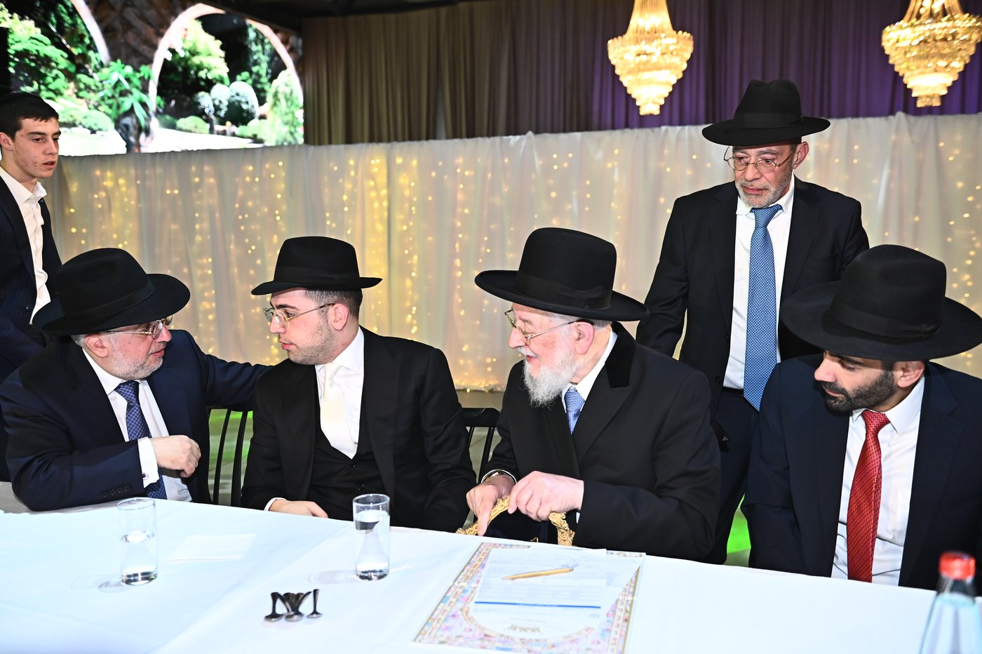 שמחת החתונה בבית משפחות זר ובן שמעון