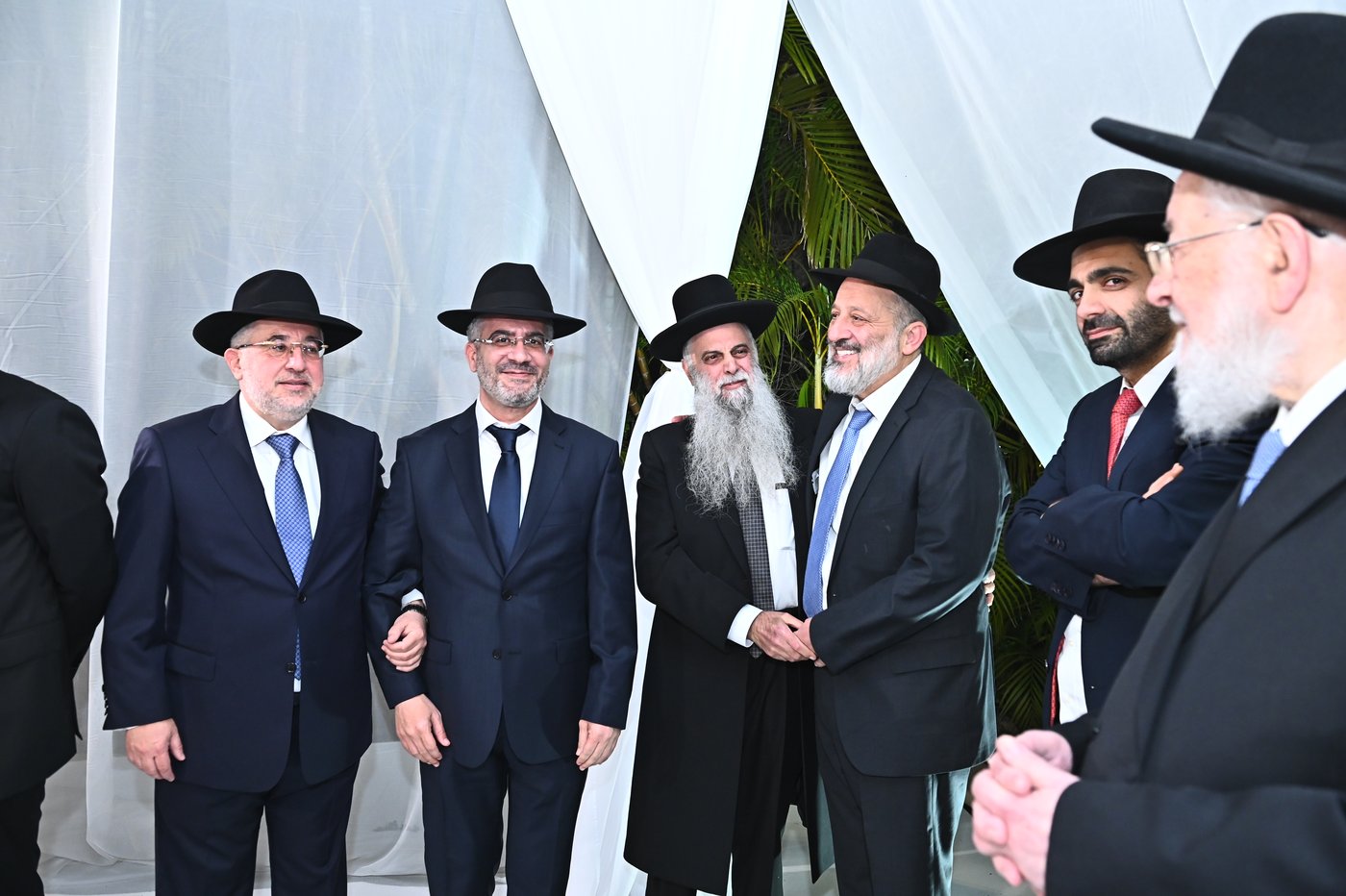 שמחת החתונה בבית משפחות זר ובן שמעון