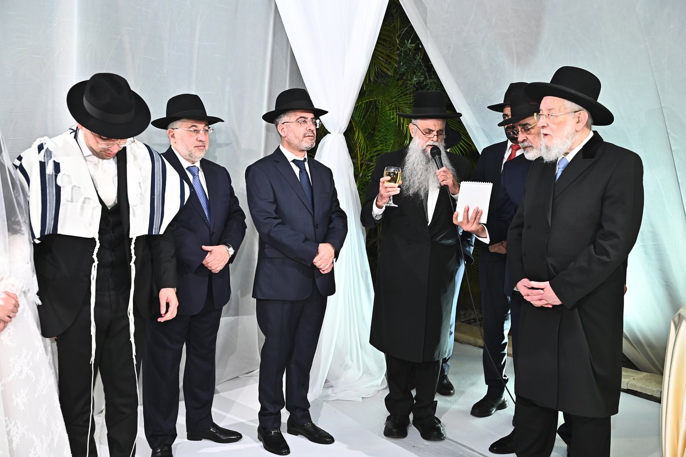 שמחת החתונה בבית משפחות זר ובן שמעון