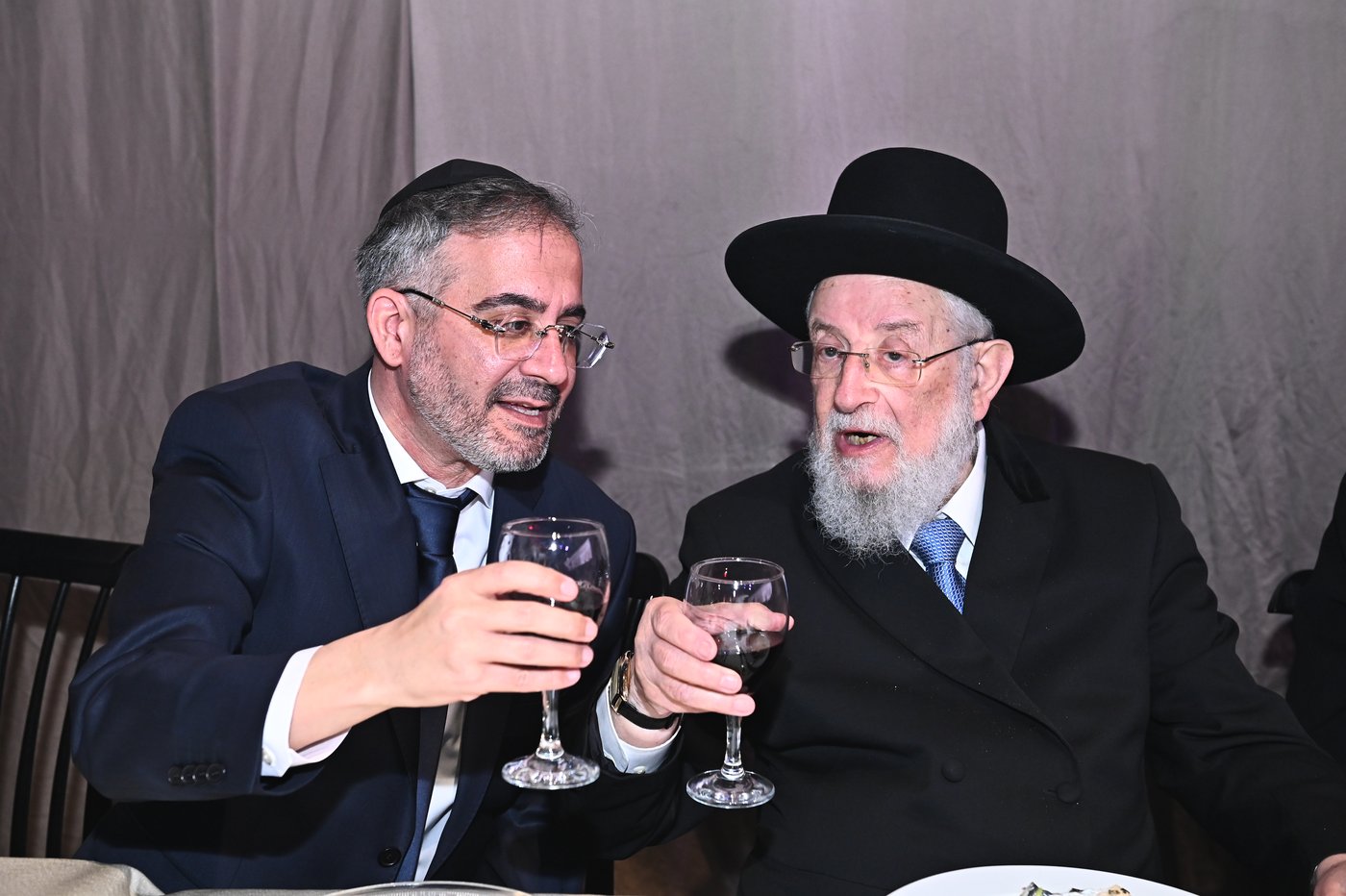 שמחת החתונה בבית משפחות זר ובן שמעון