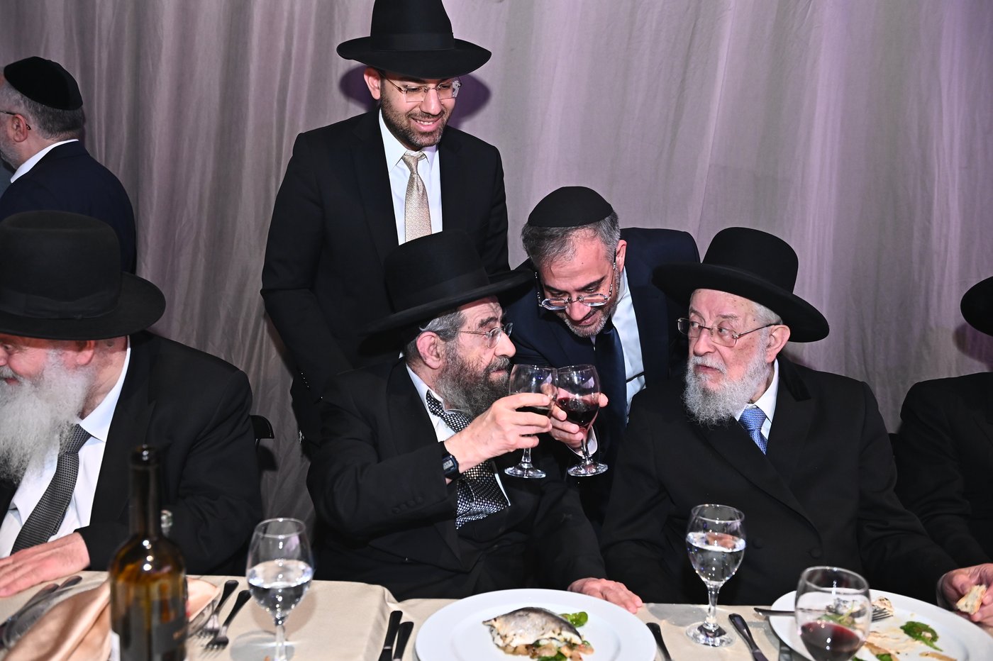 שמחת החתונה בבית משפחות זר ובן שמעון