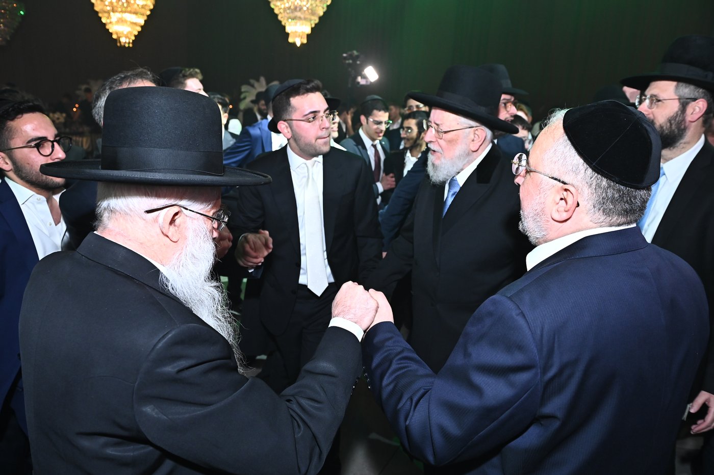 שמחת החתונה בבית משפחות זר ובן שמעון