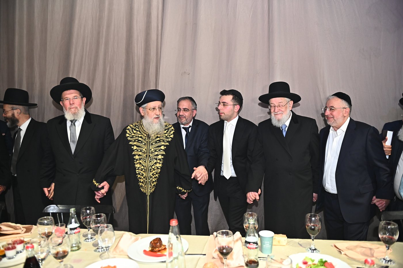 שמחת החתונה בבית משפחות זר ובן שמעון