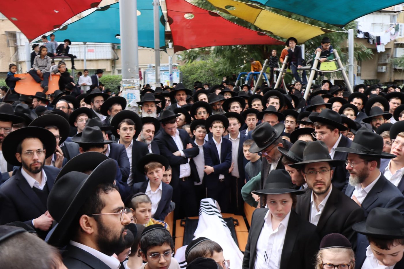 הלוויית הגאון רבי ישעיהו פרנקל זצ"ל