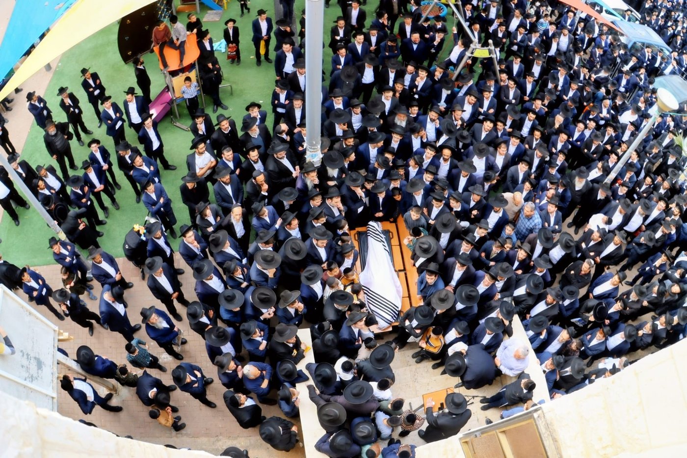 הלוויית הגאון רבי ישעיהו פרנקל זצ"ל