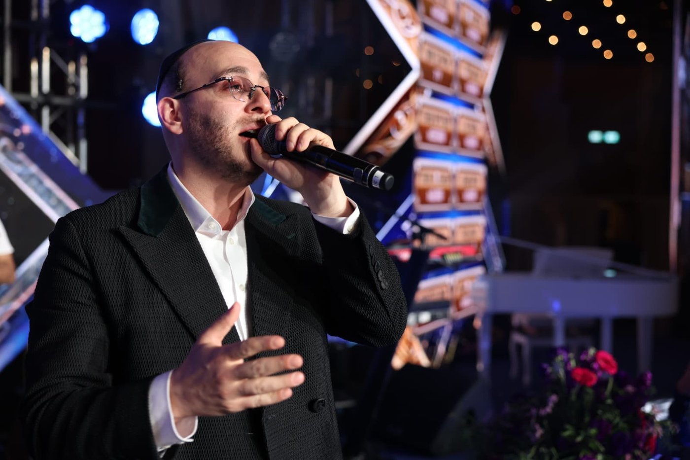 באי הכנס בבניני האומה