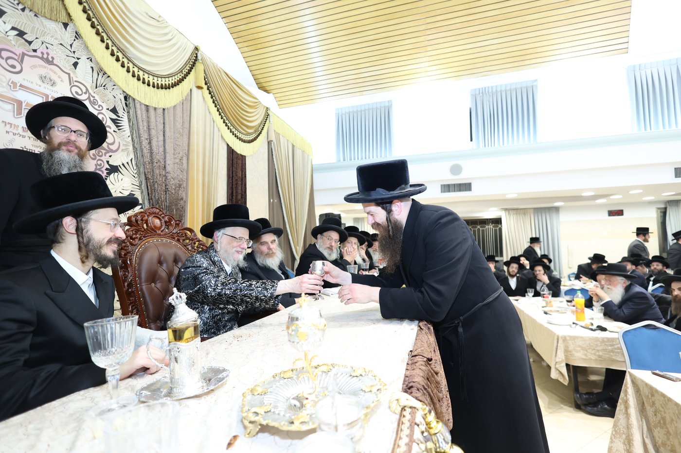 מעמד אדירי התורה בסערט ויזניץ