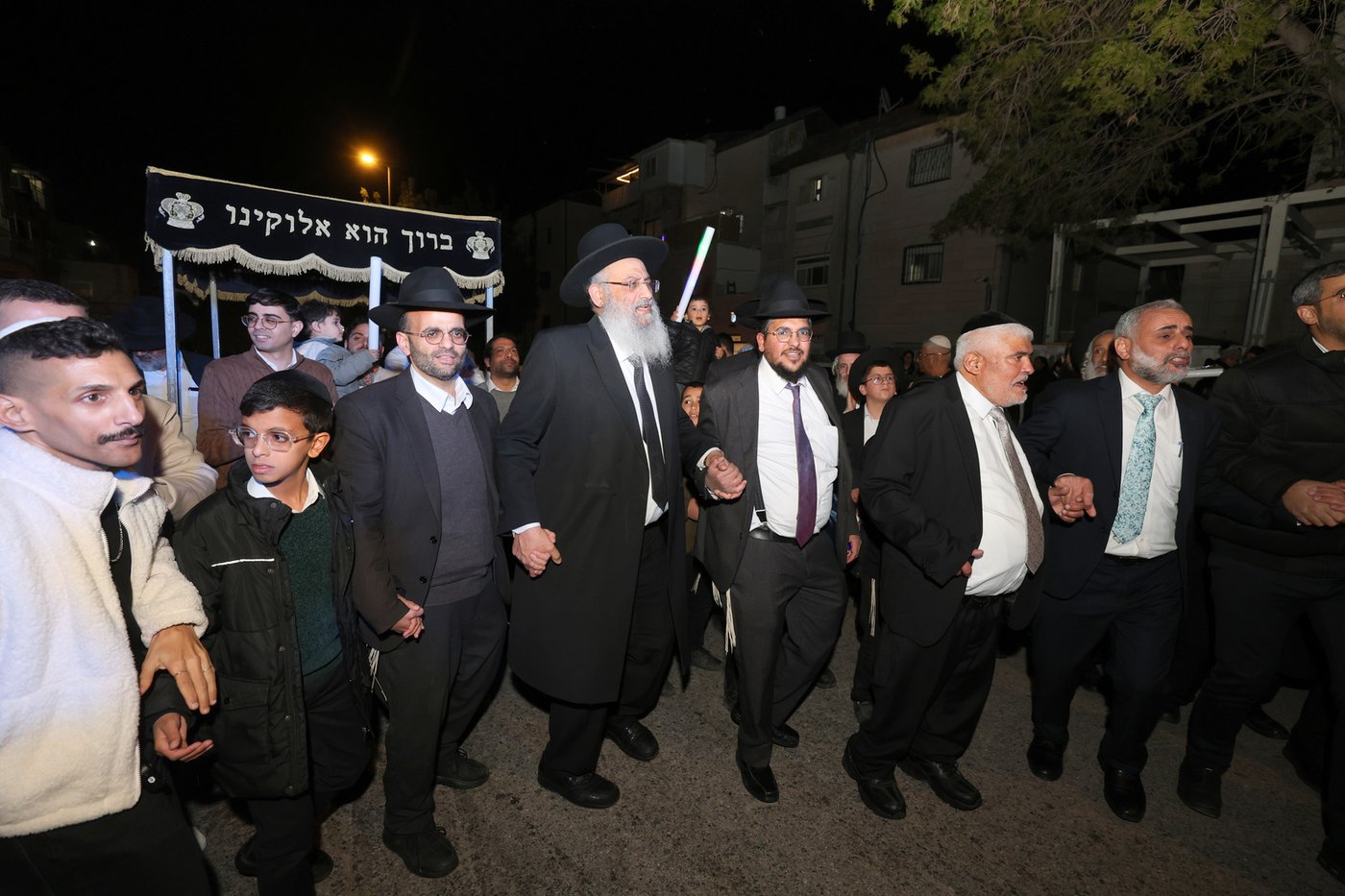 הכנסת ספר התורה בביתר