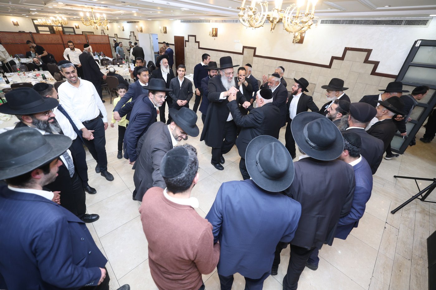 הכנסת ספר התורה בביתר