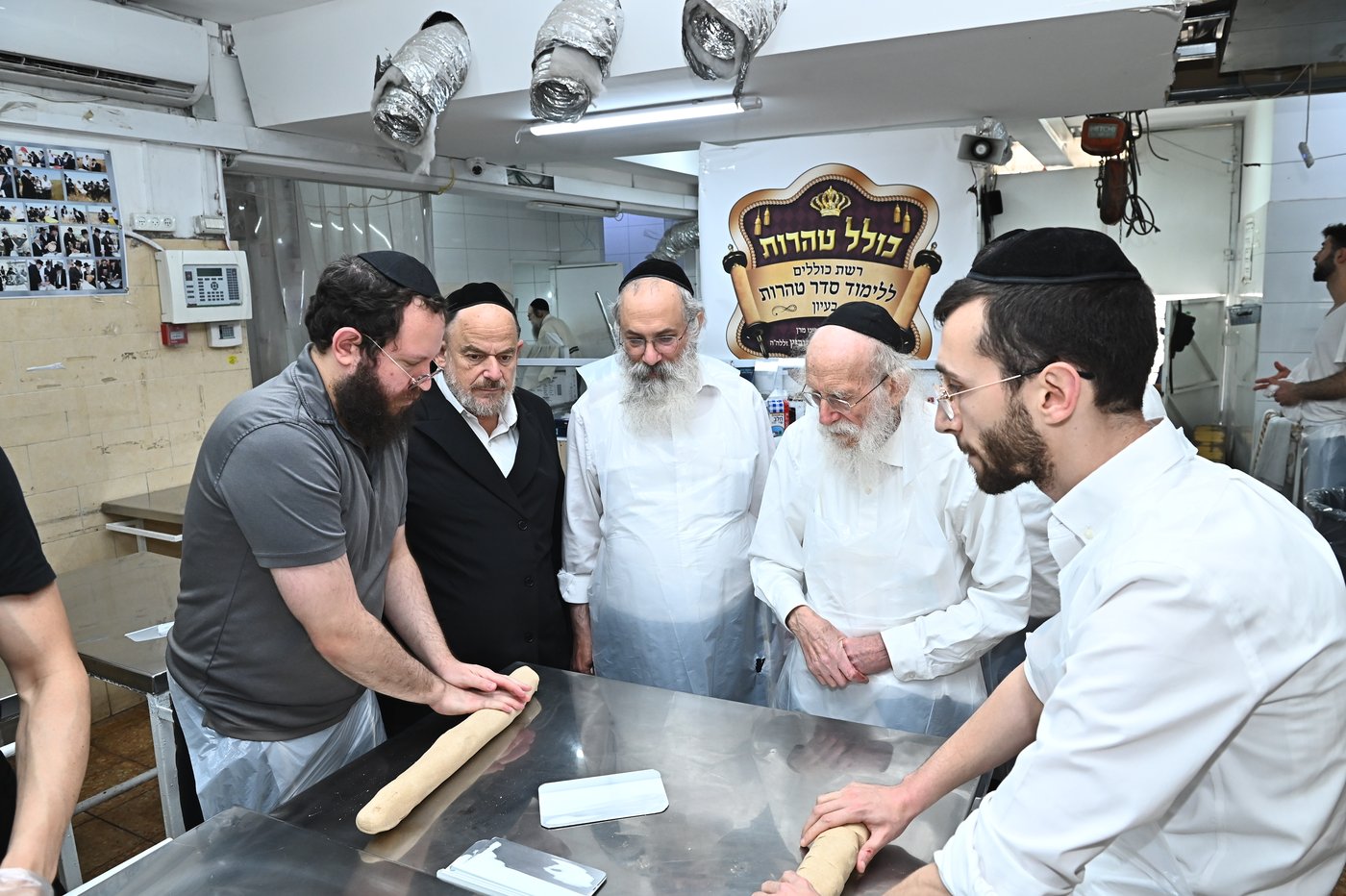 הגר"ש גלאי באפיית מצות