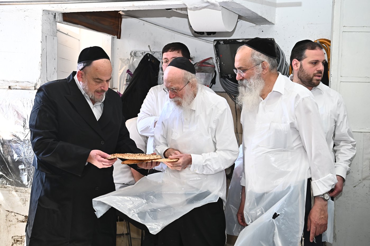 הגר"ש גלאי באפיית מצות