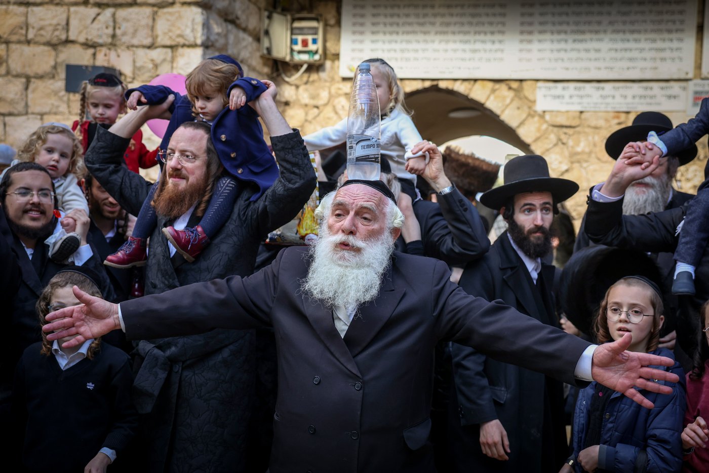 ז' באדר בציון הרשב"י במירון