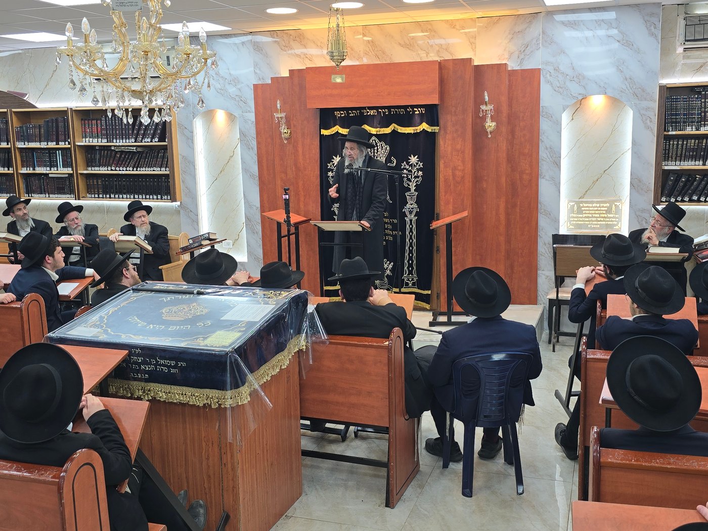 הגר"ד כהן בשיחה בישיבת 'זכרון מאיר'