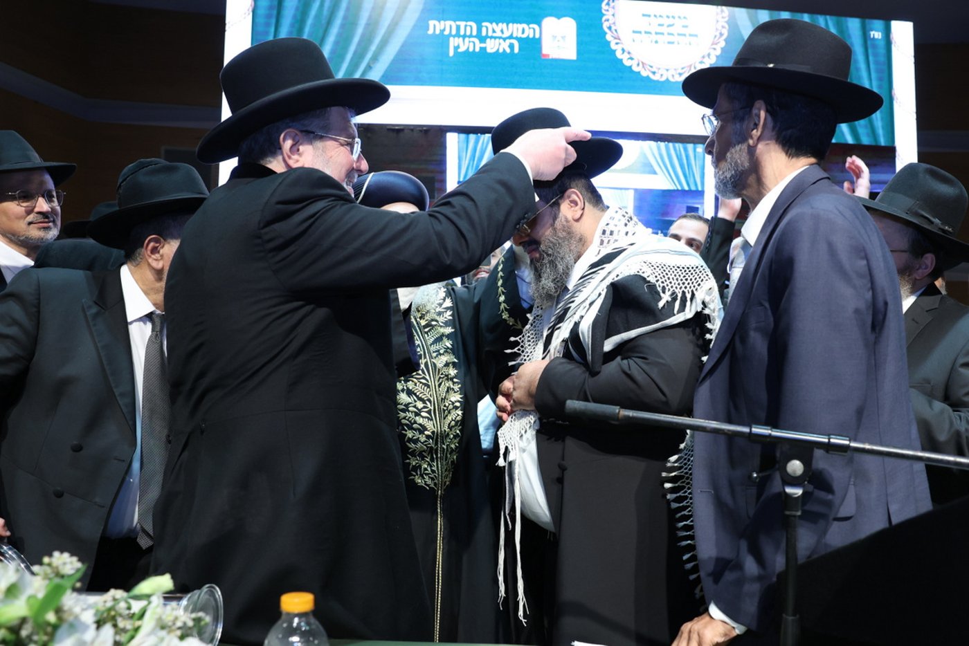 הכתרת הרב יחיאל בסיס לרבה של ראש העין